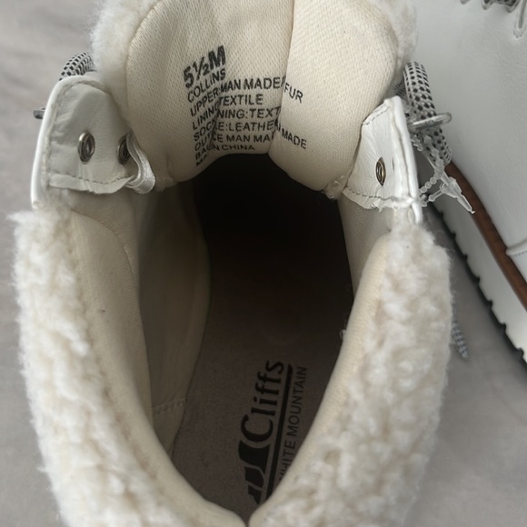 ✨NWT✨ Cliffs by White Mountain Booties - Picture 8 of 8